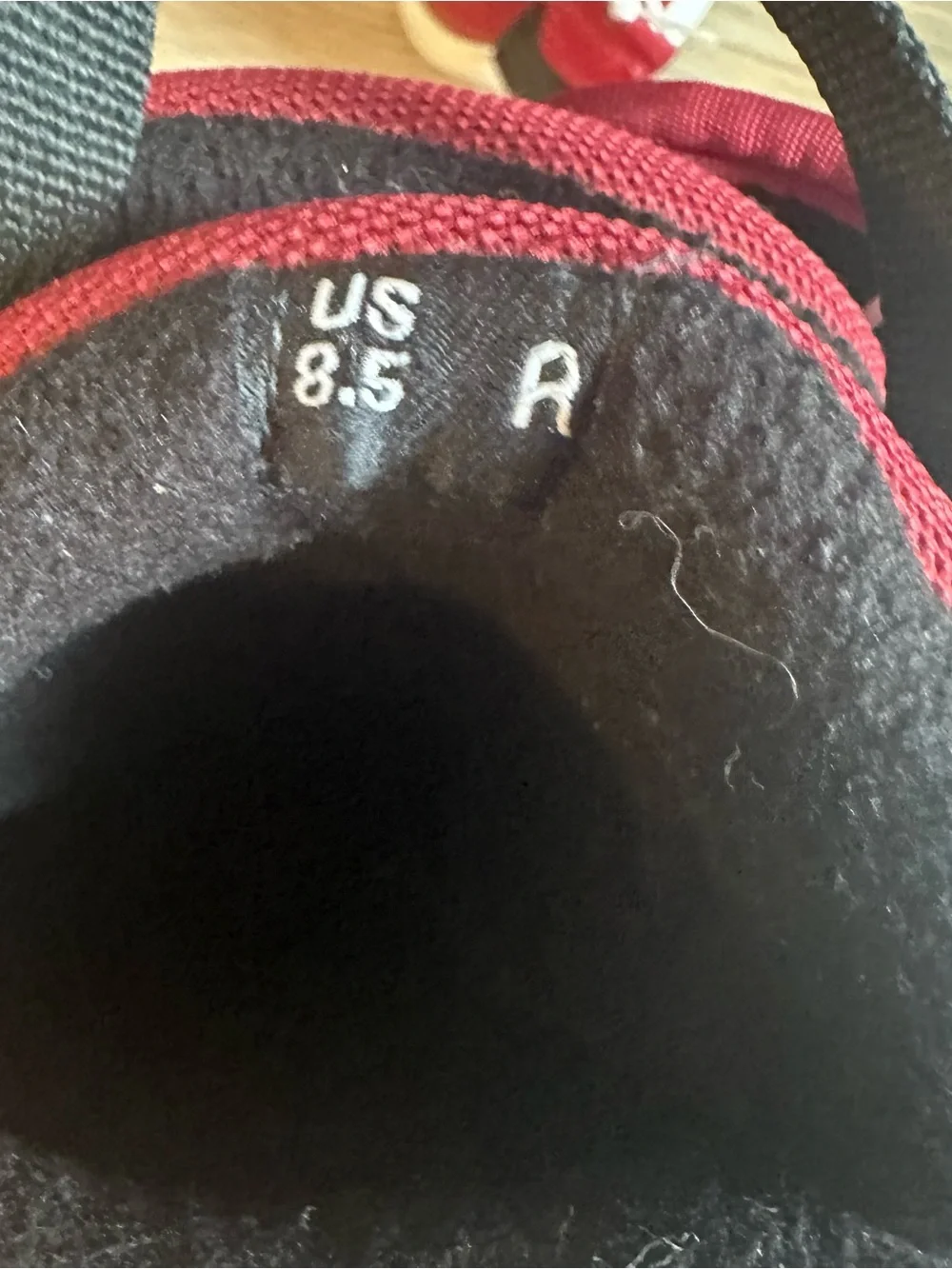 Vans Men’s Red Matlock Snowboard Boots 8.5
